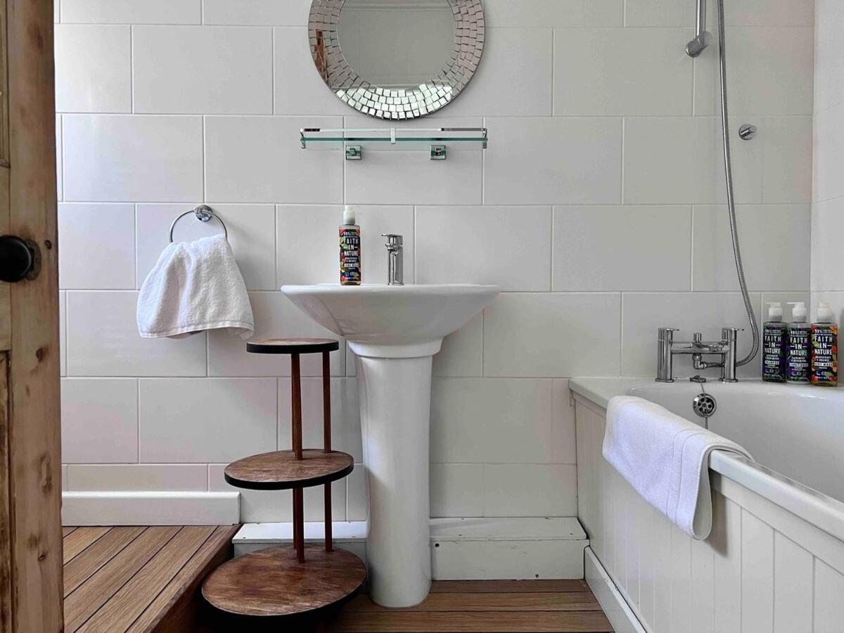 Cosy Weavers Cottage - Heart Of Frome Luaran gambar